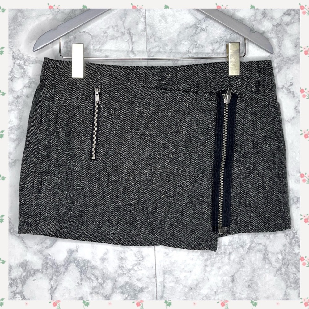 Guess Black Y2K Herringbone Micro Full Zip Mini Wrap Lined Skirt Size 30